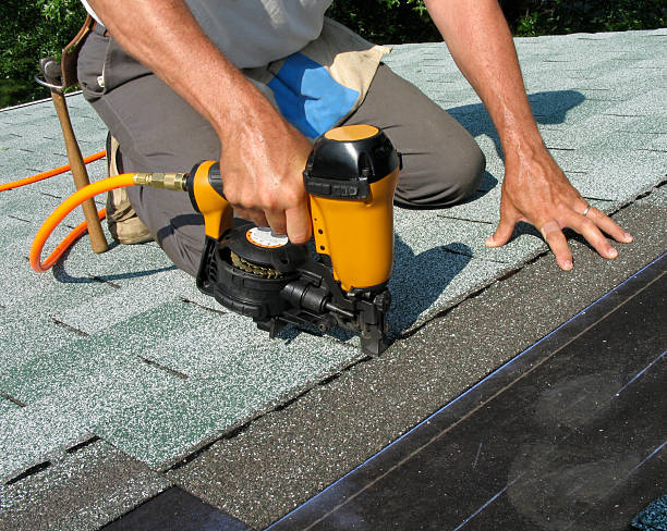 Best Roof Maintenance Services  in Cadillac, MI